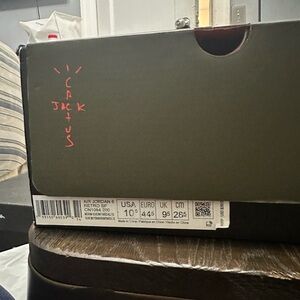 Air Jordan 6 Retro Cactus Jack Sneakers size 10.5